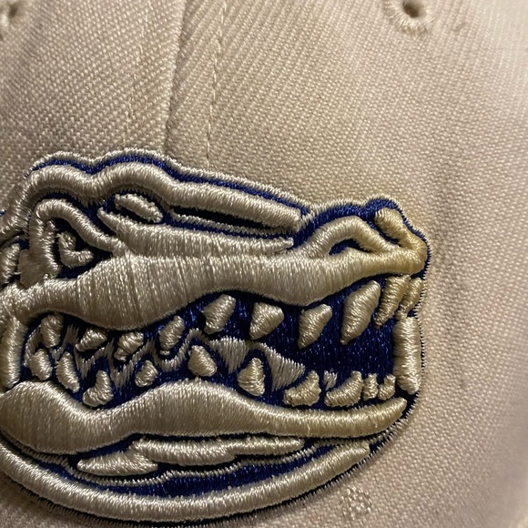 Florida Gators hat by Nike - Picture 7 of 7